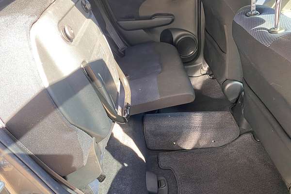 2013 Honda Jazz Vibe GE