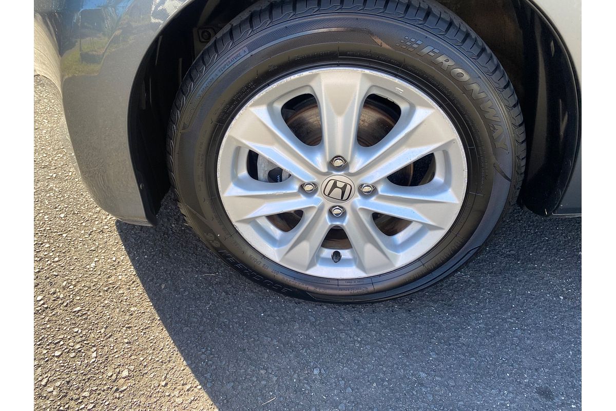 2013 Honda Jazz Vibe GE