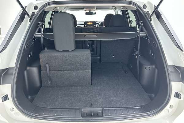 2024 Mitsubishi Outlander LS ZM