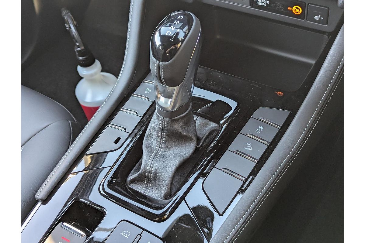 2025 Isuzu MU-X LS-T