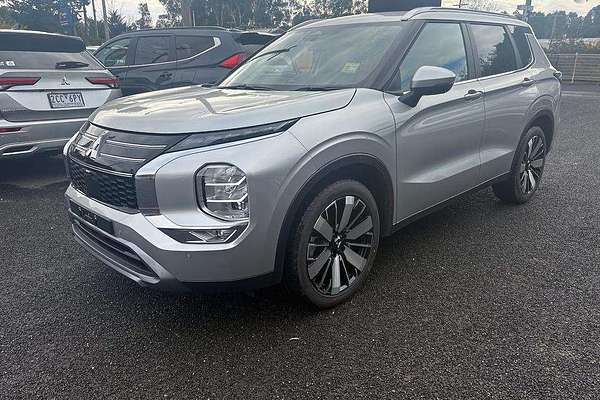 2025 Mitsubishi Outlander Aspire ZM