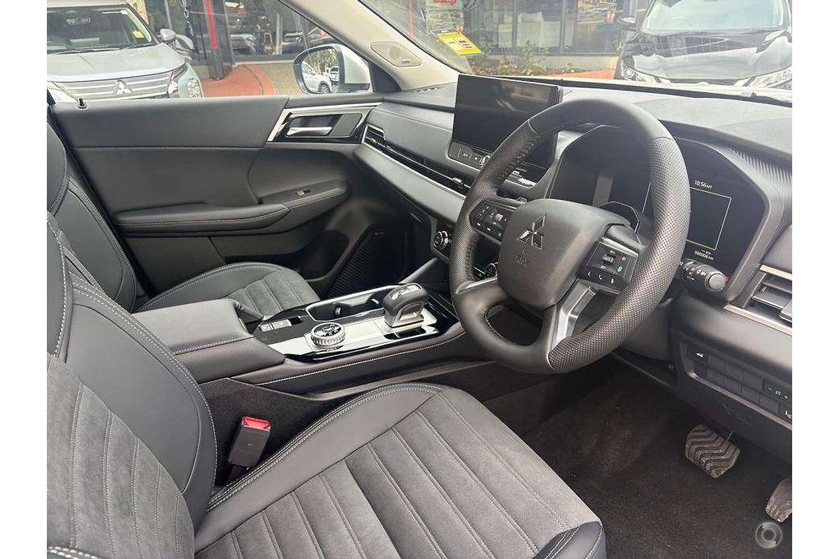 2025 Mitsubishi Outlander Aspire ZM