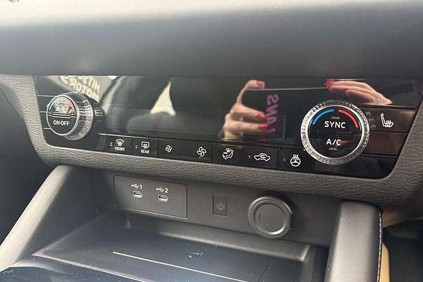 2025 Mitsubishi Outlander Aspire ZM
