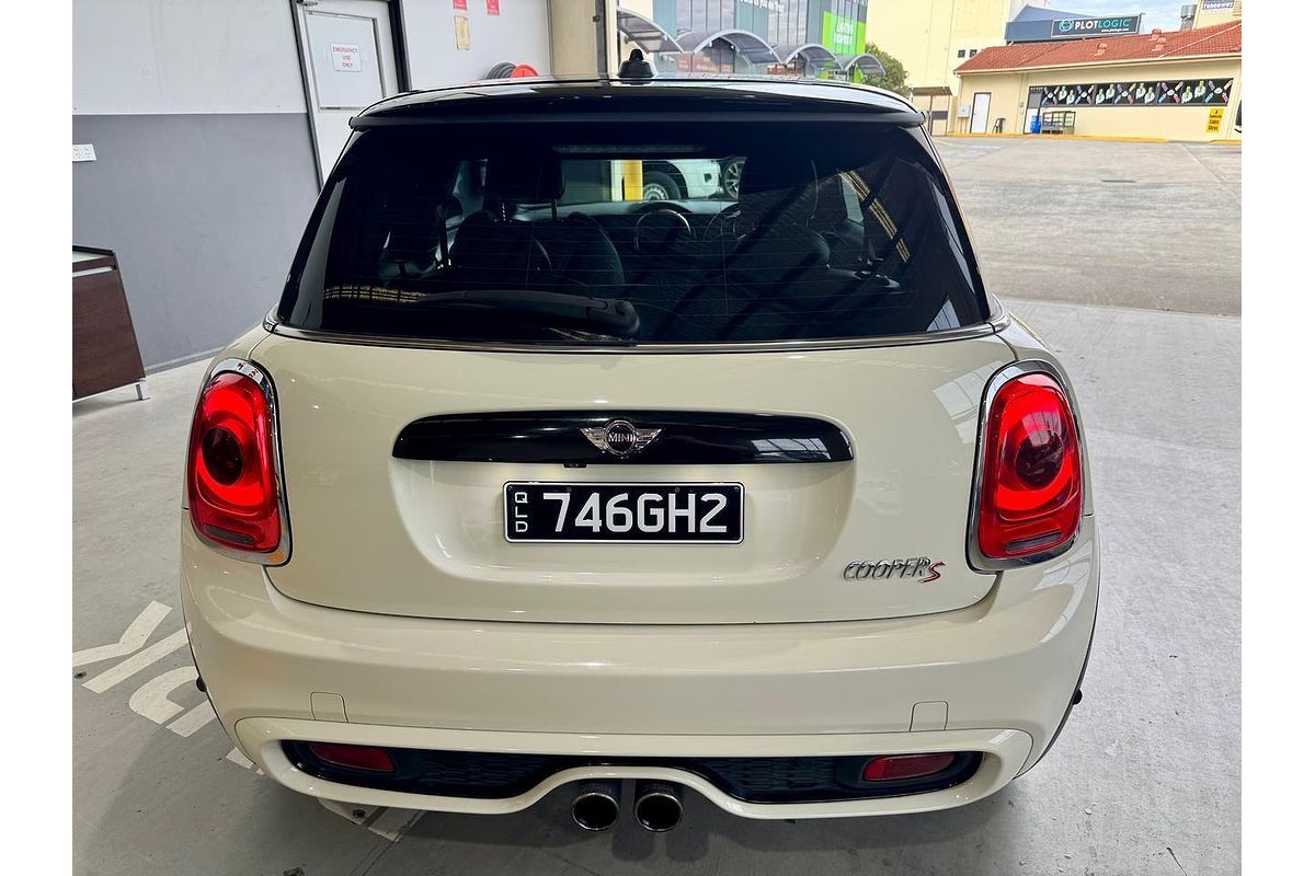 2016 MINI Cooper SF56
