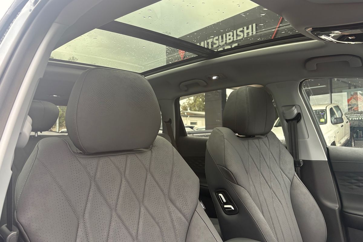 2025 Chery Tiggo 8 Super Hybrid Ultimate T31