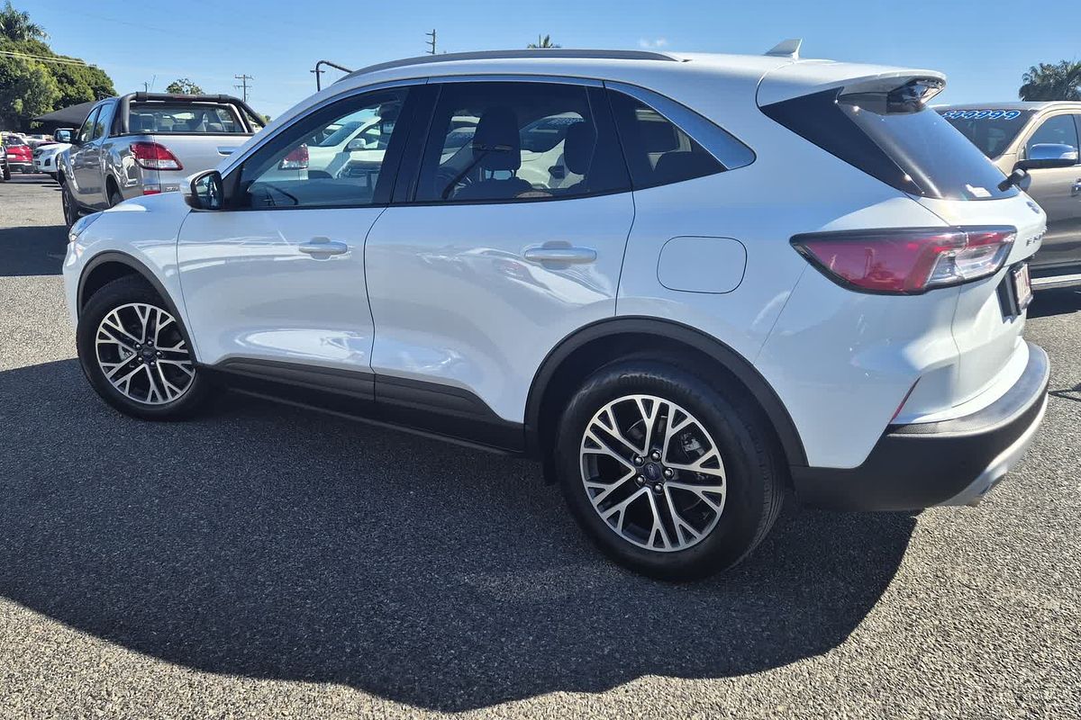 2023 Ford Escape ZH