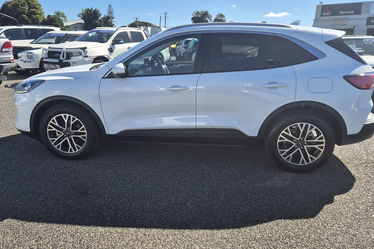 2023 Ford Escape ZH
