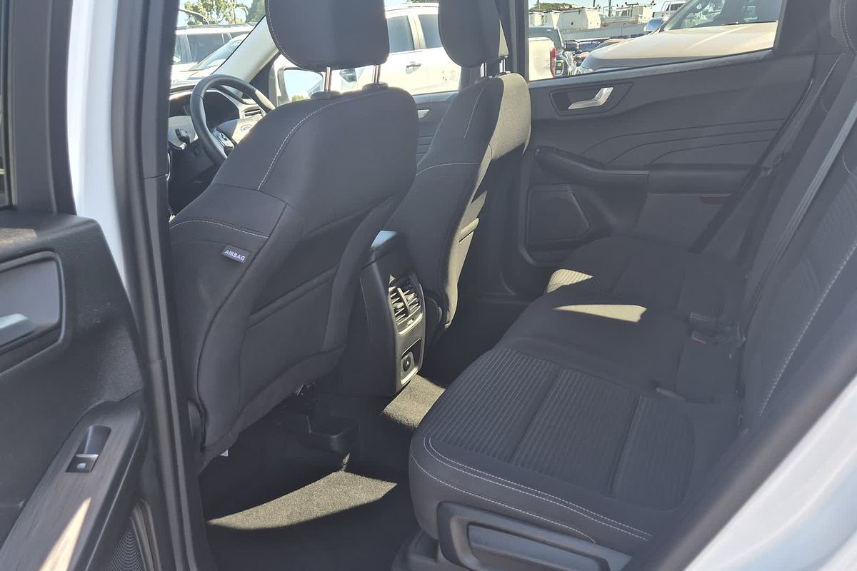 2023 Ford Escape ZH