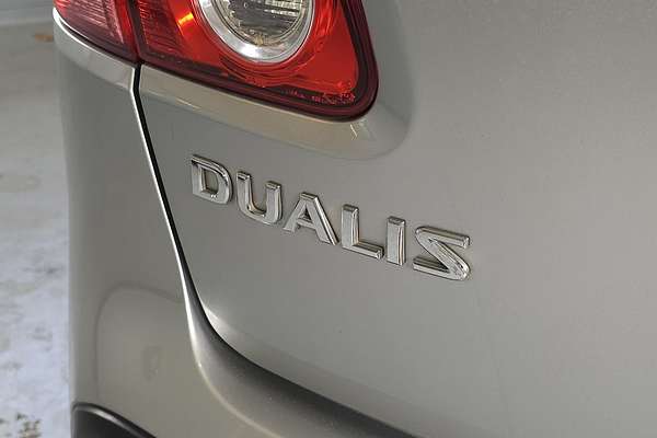 2010 Nissan Dualis ST J10