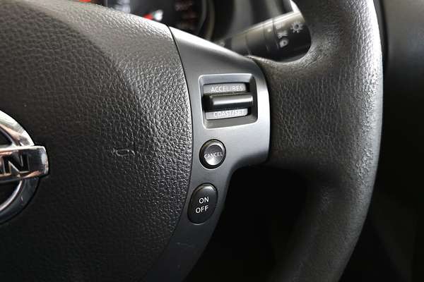 2010 Nissan Dualis ST J10