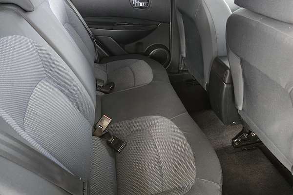 2010 Nissan Dualis ST J10