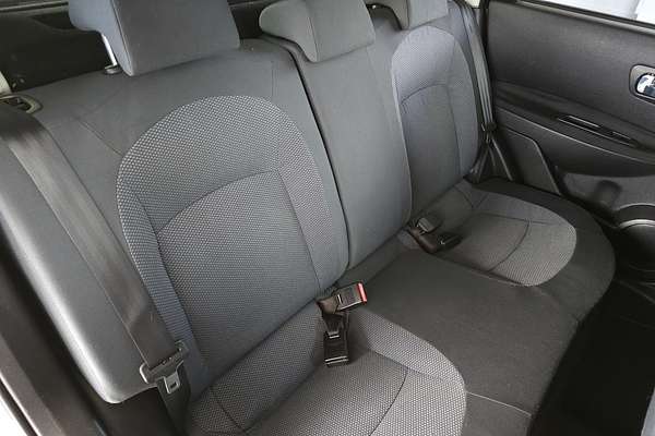 2010 Nissan Dualis ST J10