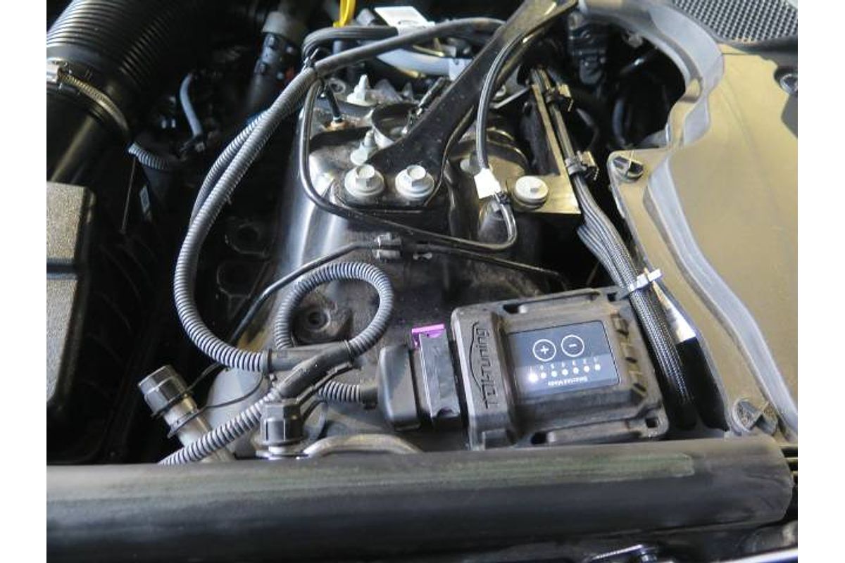 2022 Land Rover Rover P400 Dynamic SE