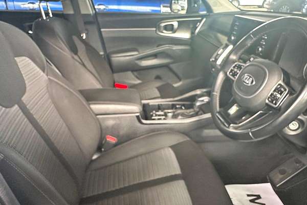 2020 Kia Sorento S MQ4