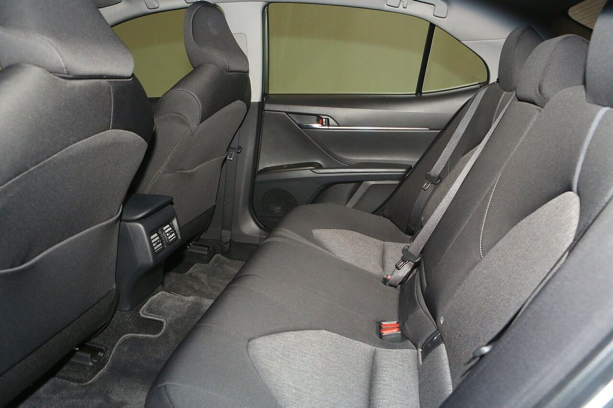2022 Toyota Camry Ascent Sport AXVH70R