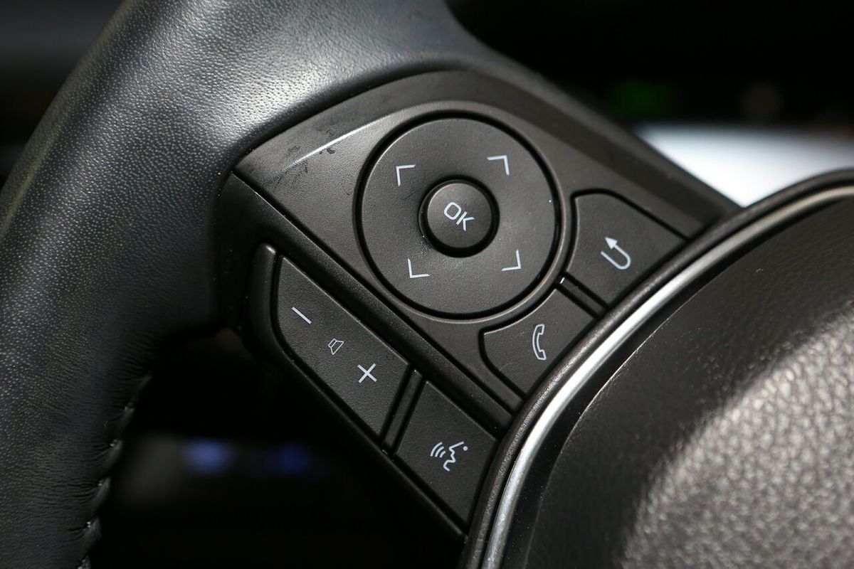 2022 Toyota Camry Ascent Sport AXVH70R