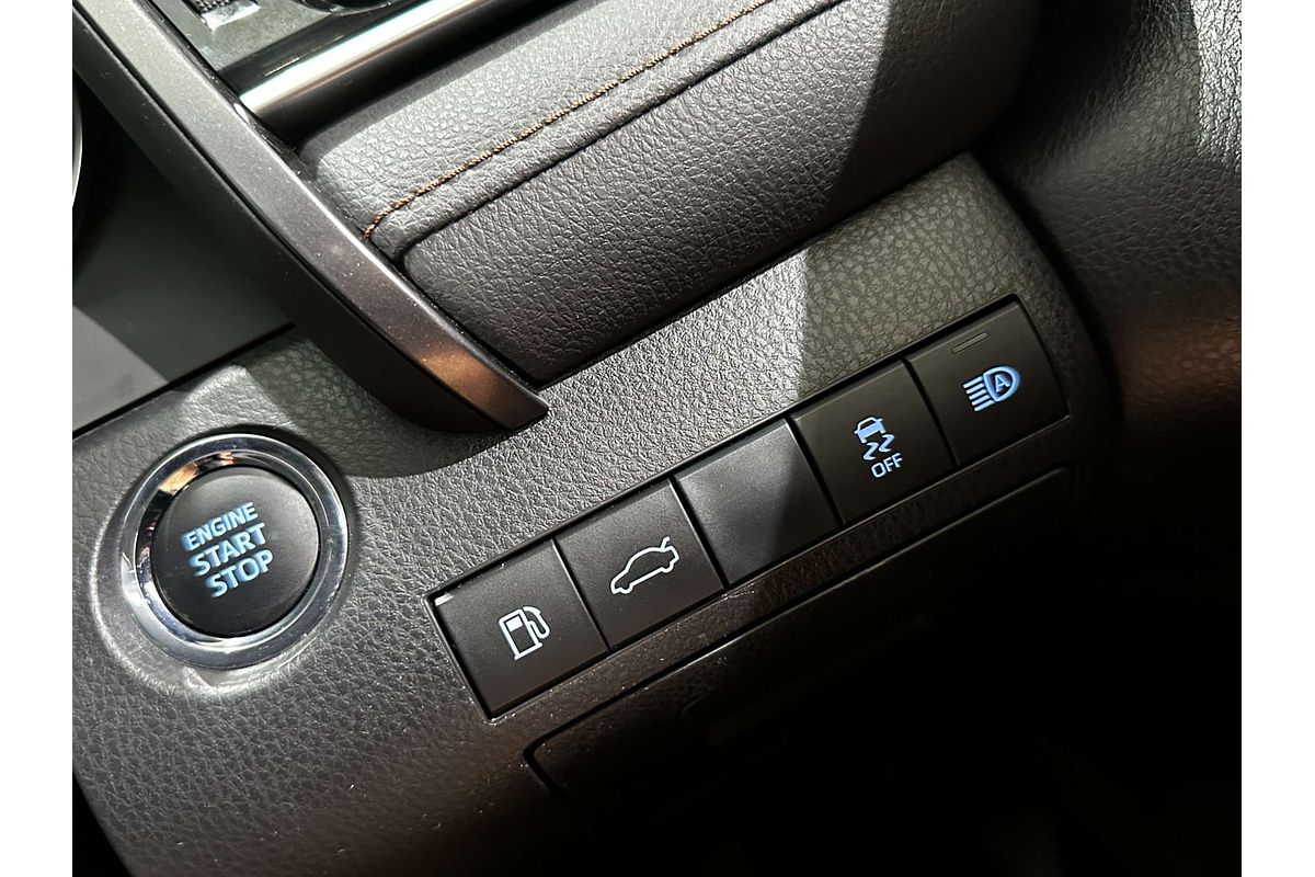 2018 Toyota Camry Ascent Sport ASV70R