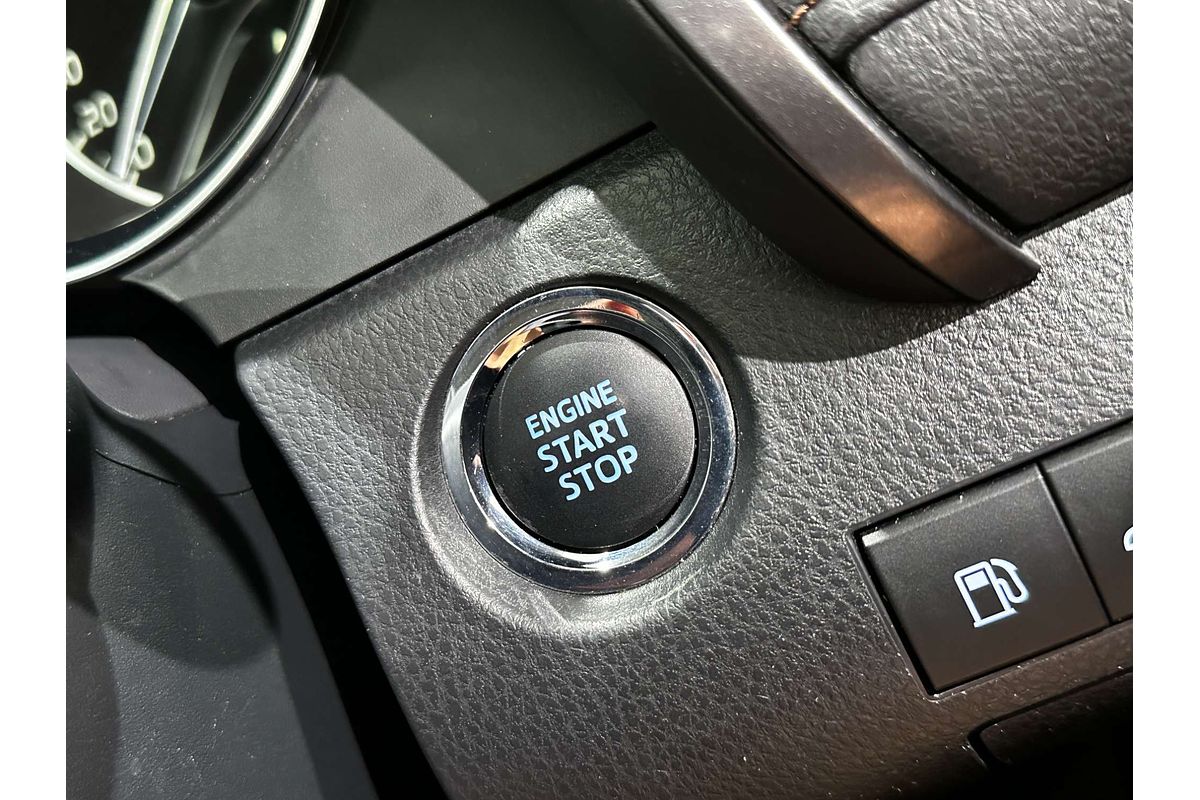 2018 Toyota Camry Ascent Sport ASV70R