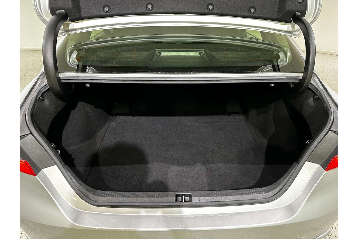 2018 Toyota Camry Ascent Sport ASV70R