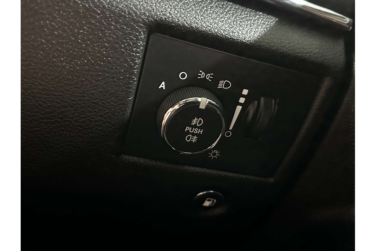 2019 Jeep Grand Cherokee Summit WK