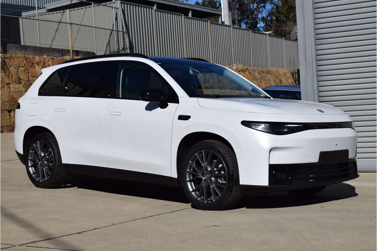 2025 Leapmotor C10 Design B11