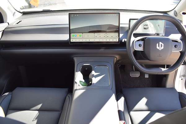 2025 Leapmotor C10 Design B11