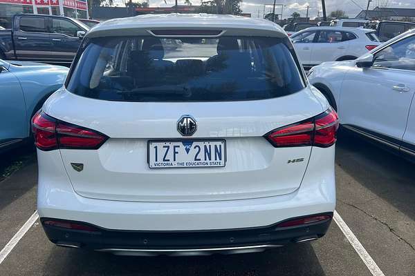 2022 MG HS Vibe SAS23
