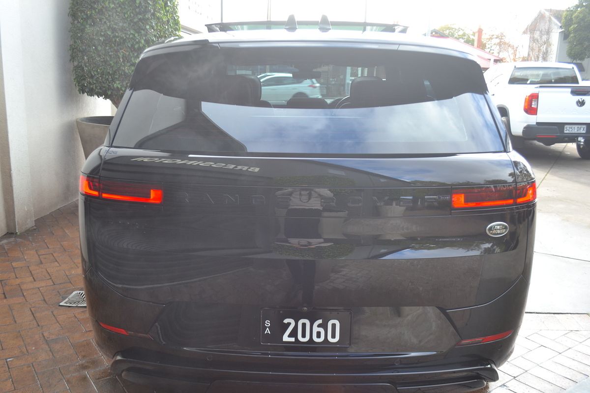 2023 Land Rover Range Rover Sport D300 Dynamic SE L461