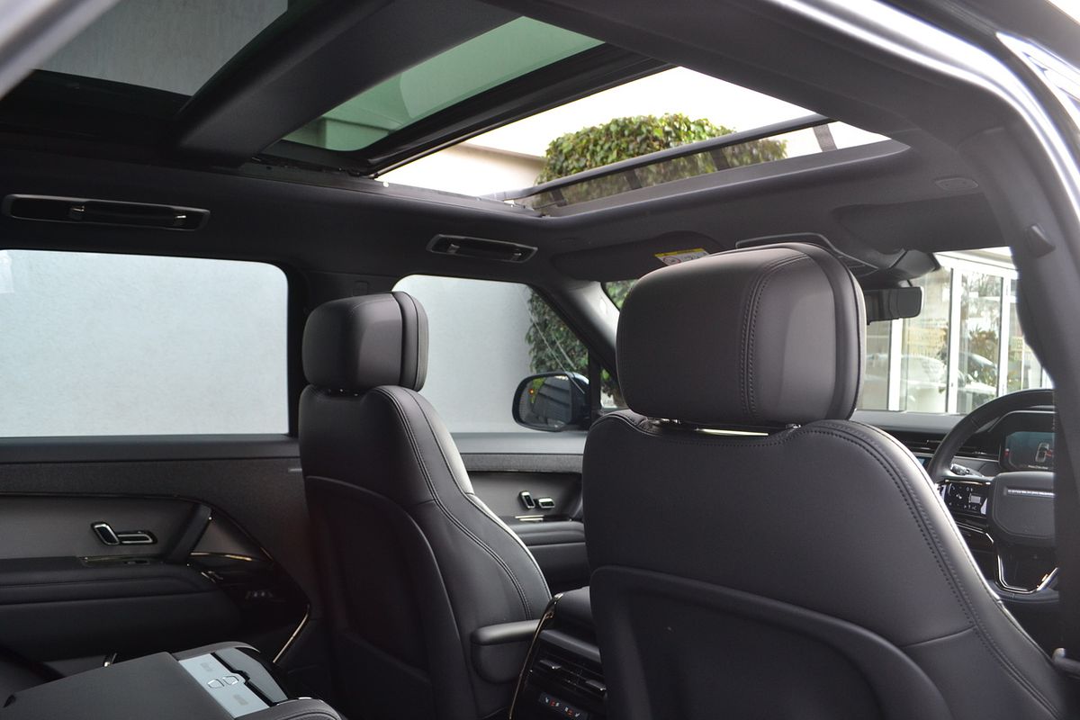 2023 Land Rover Range Rover Sport D300 Dynamic SE L461