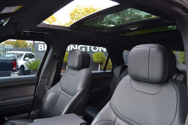 2023 Land Rover Range Rover Sport D300 Dynamic SE L461