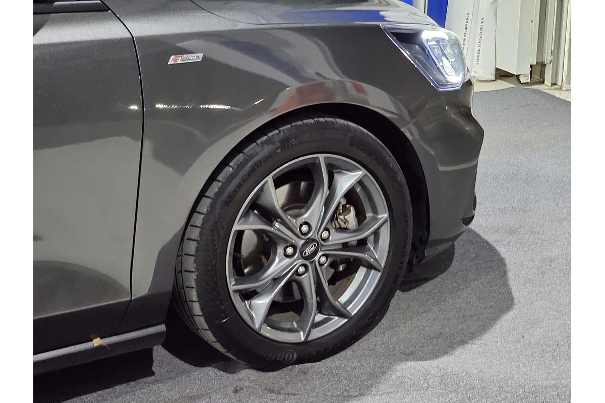 2019 Ford Focus ST-Line SA