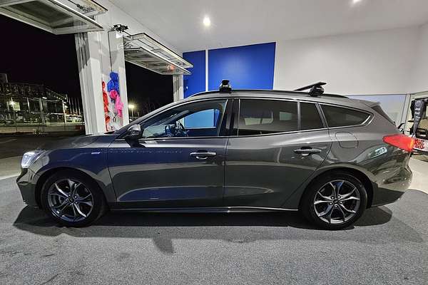 2019 Ford Focus ST-Line SA