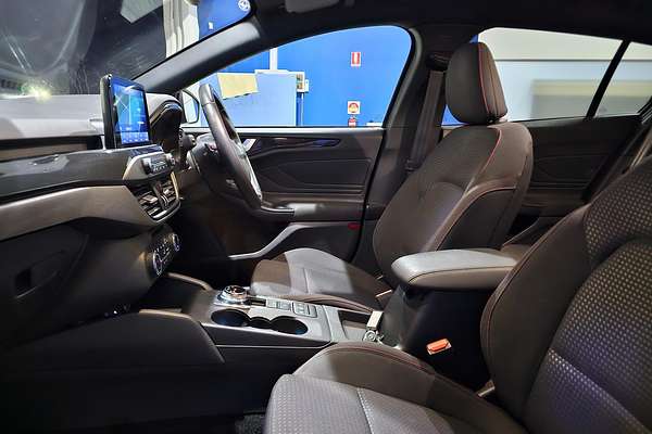 2019 Ford Focus ST-Line SA