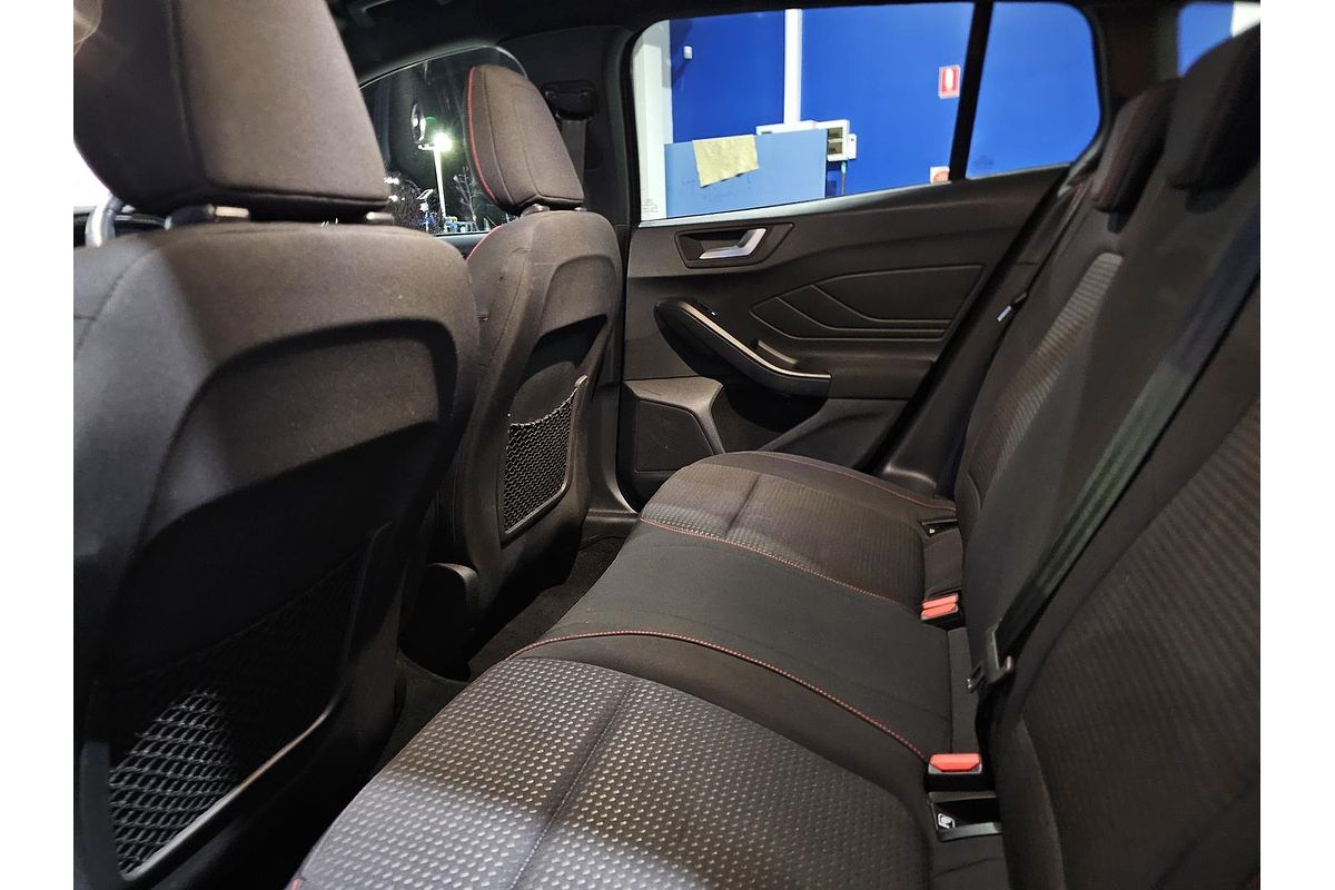 2019 Ford Focus ST-Line SA
