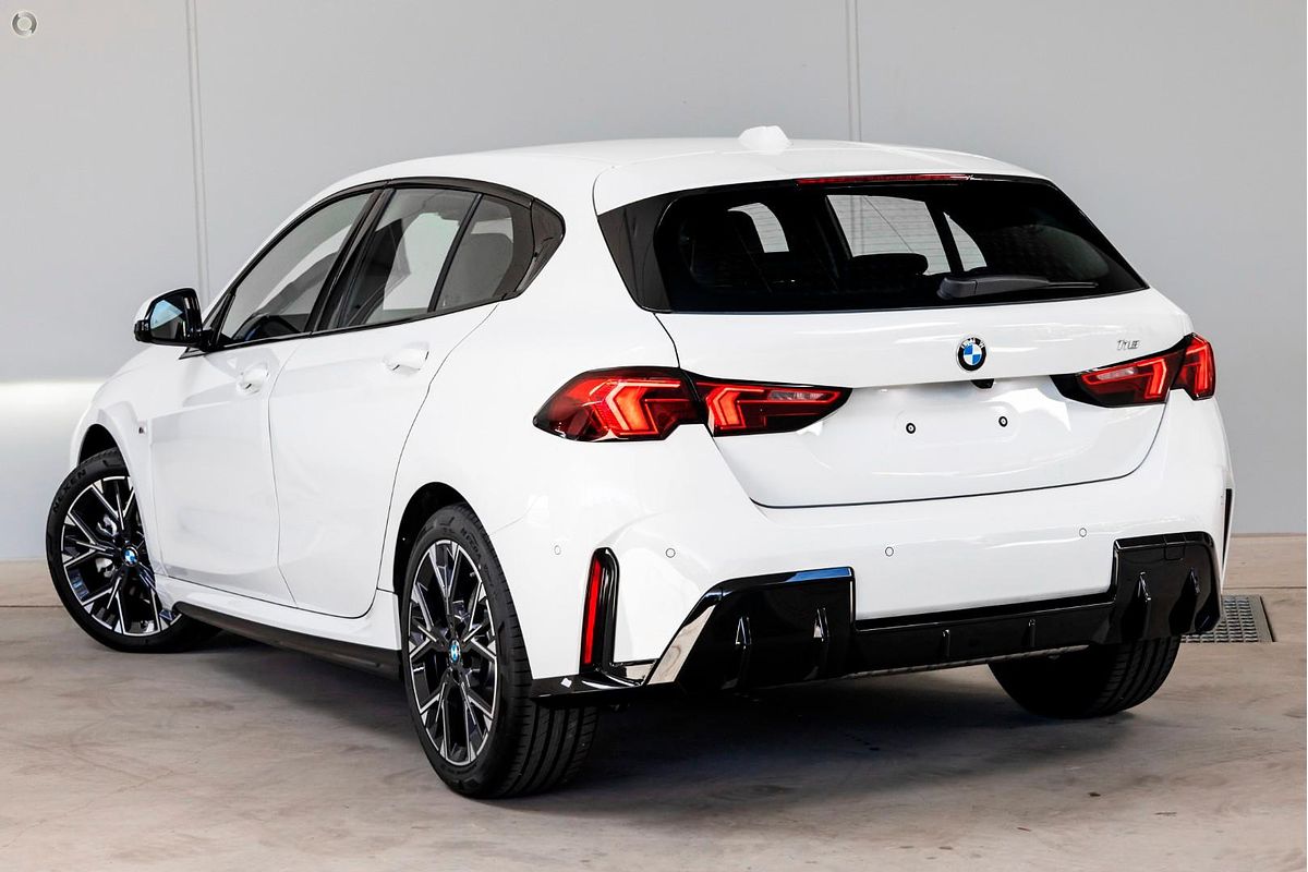 2025 BMW 1 Series 118 M Sport F70
