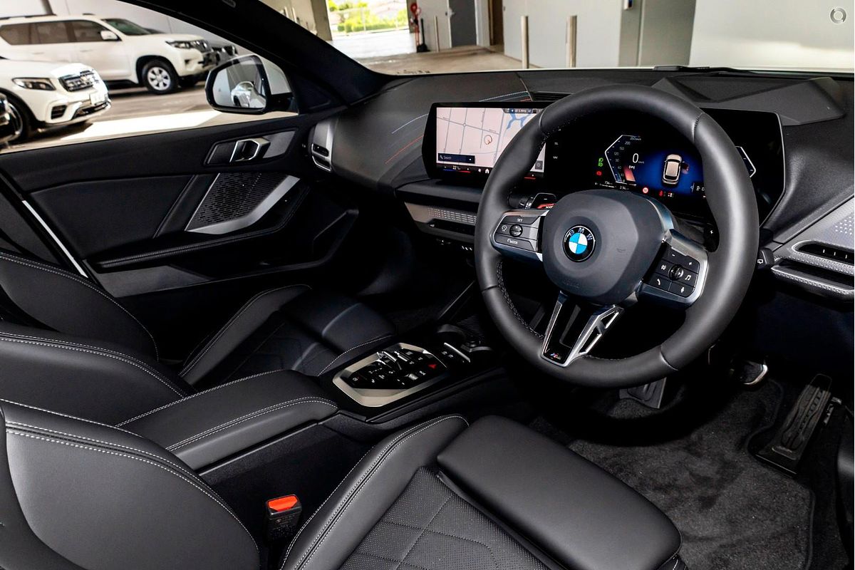 2025 BMW 1 Series 118 M Sport F70