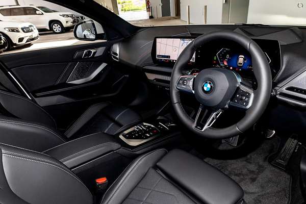 2025 BMW 1 Series 118 M Sport F70