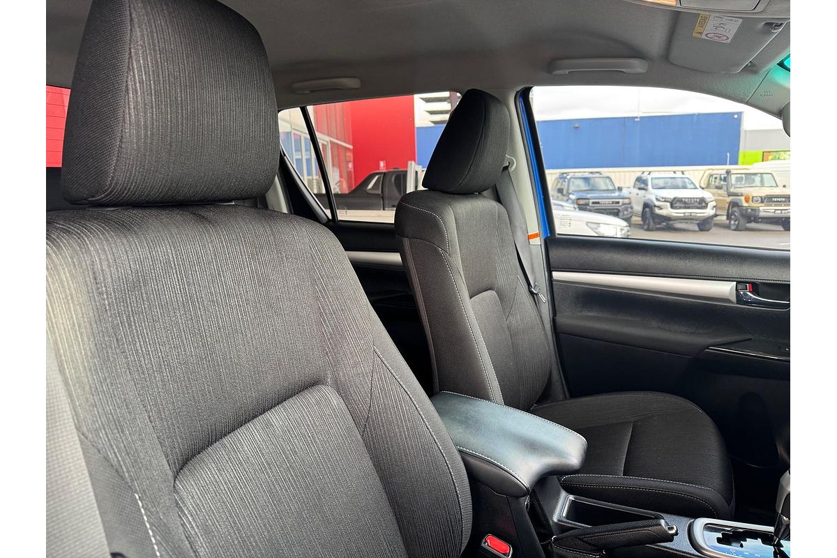 2022 Toyota Hilux SR5 GUN126R 4X4