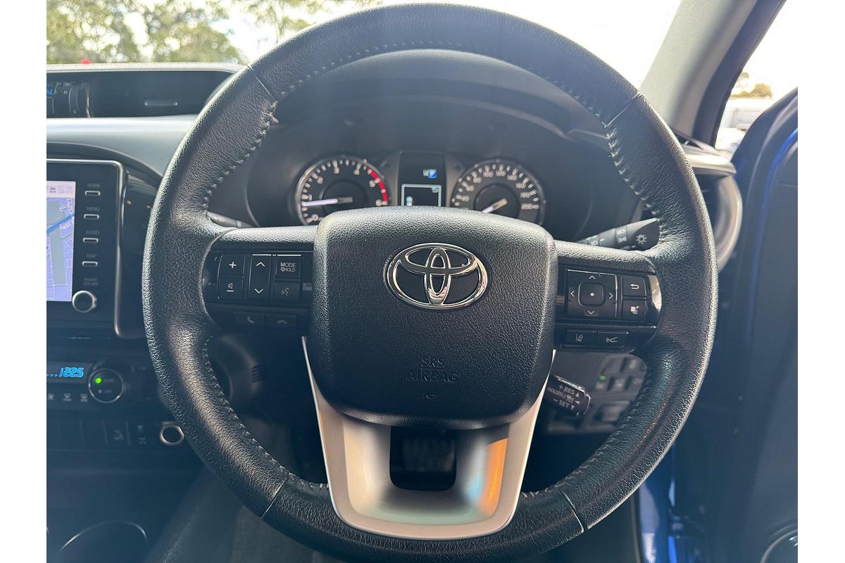 2022 Toyota Hilux SR5 GUN126R 4X4