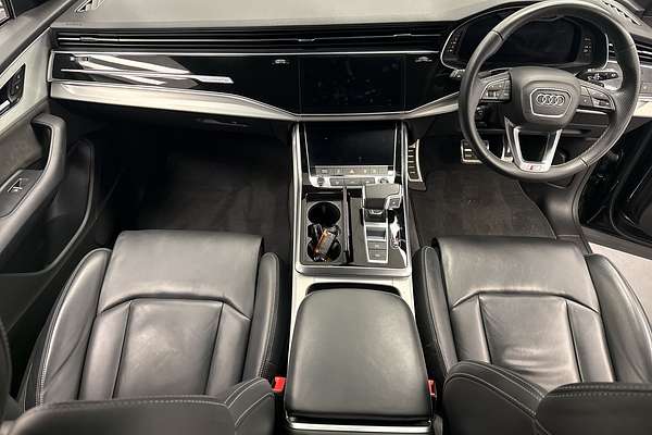 2021 Audi Q8 50 TDI S line F1