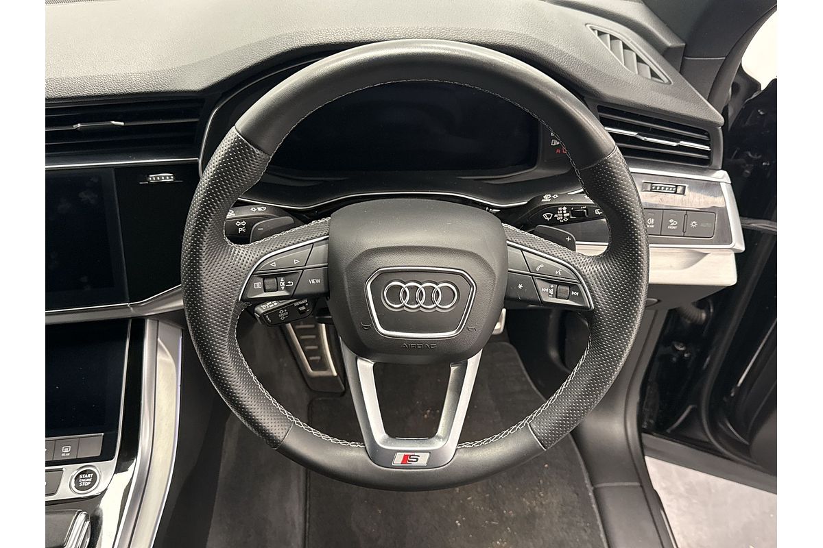 2021 Audi Q8 50 TDI S line F1