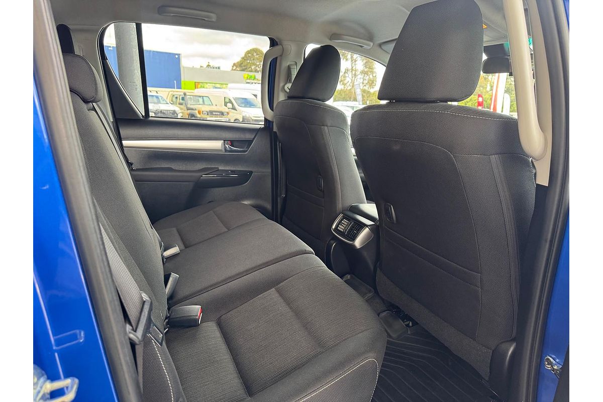 2022 Toyota Hilux SR5 GUN126R 4X4