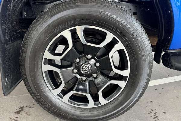 2022 Toyota Hilux SR5 GUN126R 4X4