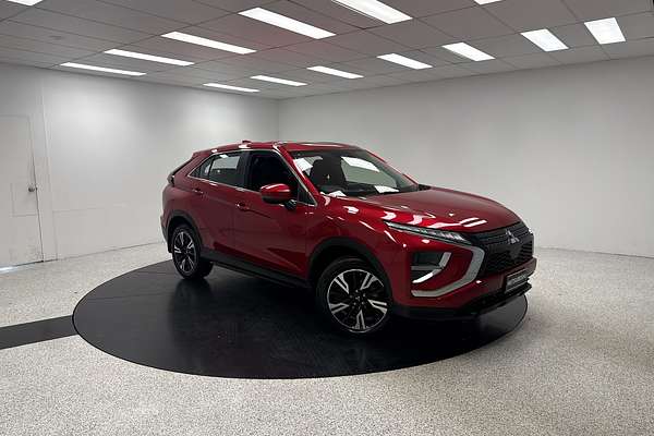 2021 Mitsubishi YB