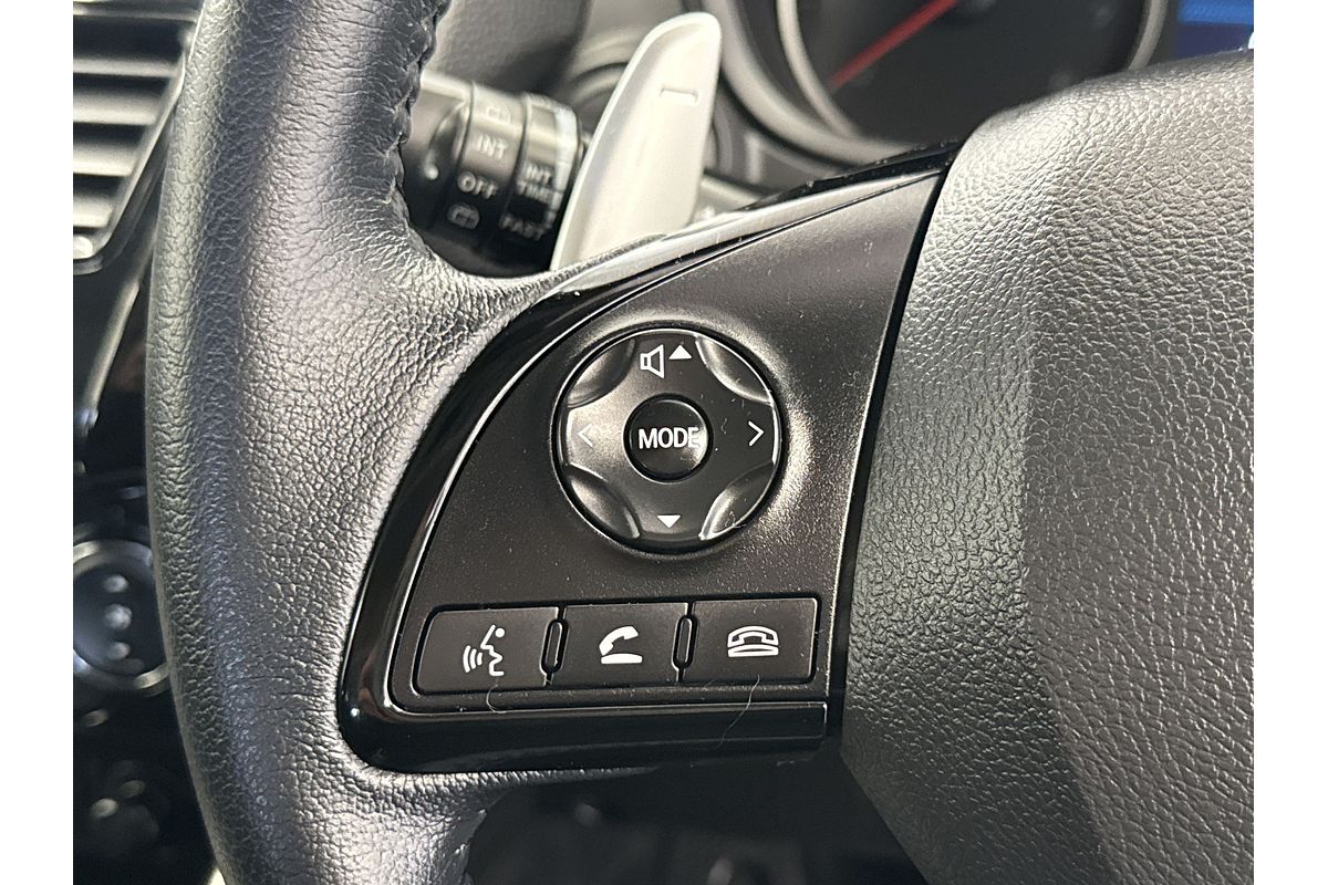 2021 Mitsubishi YB