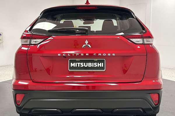 2021 Mitsubishi YB