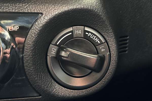 2022 Toyota Hilux SR5 GUN126R 4X4