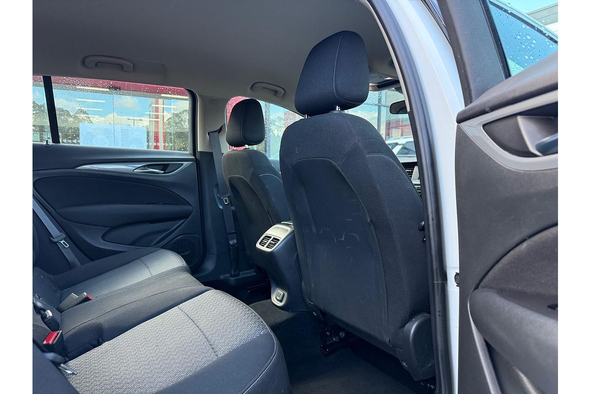 2019 Holden Commodore LT ZB