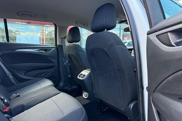 2019 Holden Commodore LT ZB