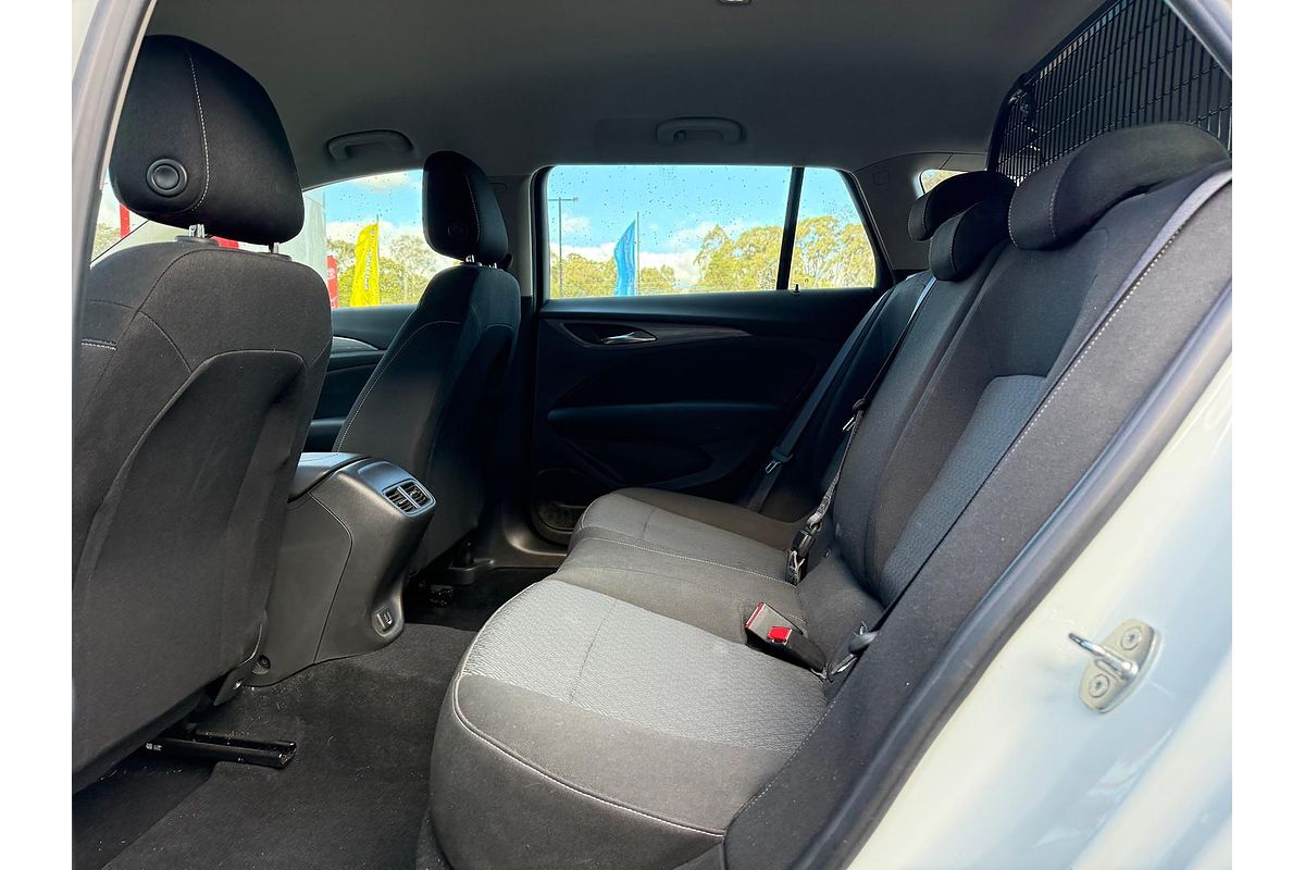 2019 Holden Commodore LT ZB